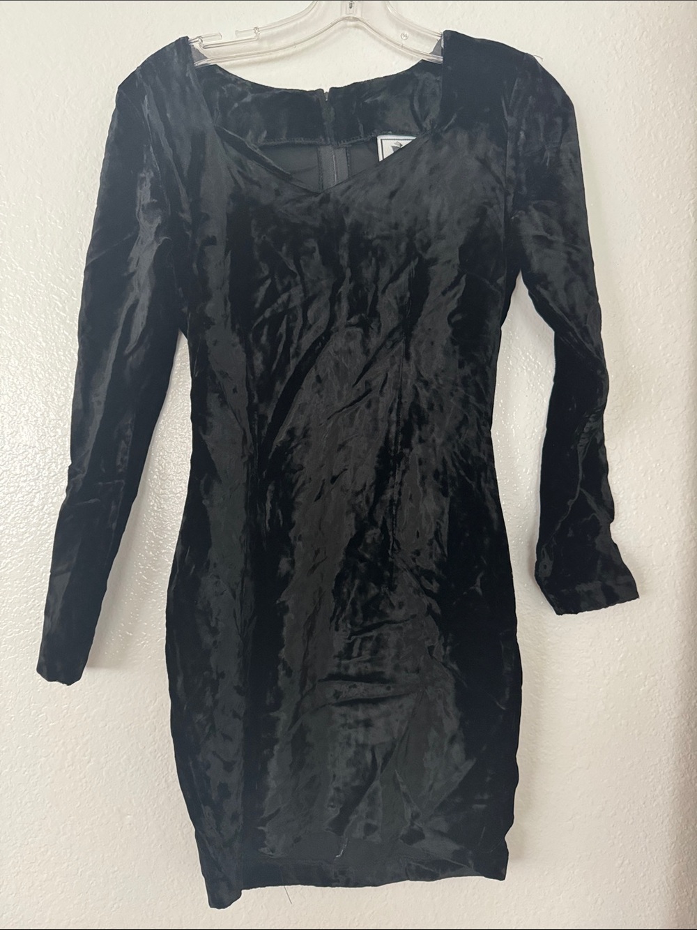 2/$15 Workshop Republic Clothing Black Velvet Long-Sleeve Bodycon Dress